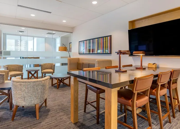 Express & - Dwtn - State Capitol By Ihg Phoenix