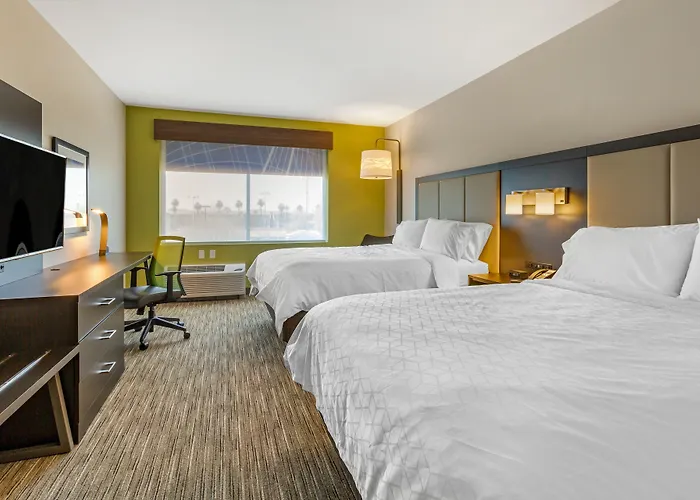 Express & - Dwtn - State Capitol By Ihg