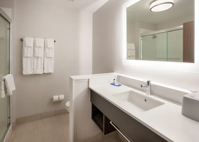 Express & - Dwtn - State Capitol By Ihg Phoenix