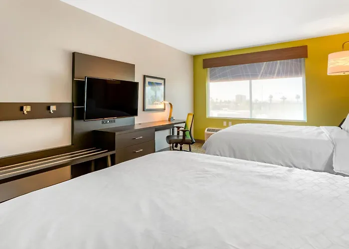 Express & - Dwtn - State Capitol By Ihg Hotel Phoenix